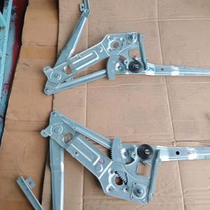 Isuzu NPR old model Door winder machine