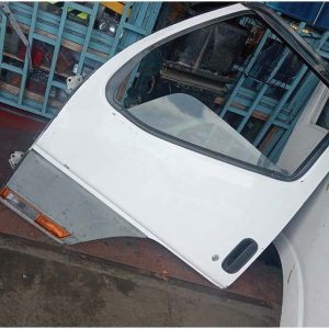 Mitsubishi canter/fh manual door assy